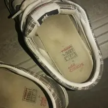 高一的女生，身高一米七左右，身材挺胖的估计150。味道特别重，喜欢胖胖的来，未打胶。 #扫楼 #打胶 #足交 #射鞋 #臭鞋