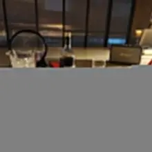 어썸이 오늘 손님이 없다네요 오늘 첫 대구인데 아쉽네요 급 벙개만남 하실분 계실까요? 저흰 1차 2차 간단히 한 상태 노래방에서 만나 놀아보실…