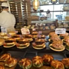 제주도까지 와서 런던베이글 먹는 나의 여정 🥯 인천 → 제주 비행기 1시간 제주 → 런던베이글 택시 30분 런던베이글 줄 → 입장까지 1시간…