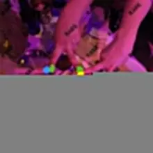 옆동네 오픈한 매칭바 나들이 😎♨️🔞 솔남이 없네요? 했더니 바로 콜 때려주시는 사장님 👍🏻 잠깐 앉았다와야지 했는데 이브님은 코스프레도 입어…