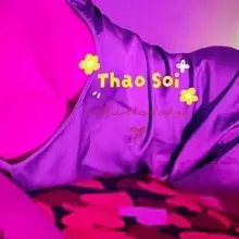 BÊN DƯỚI LỚP VẢI LỤA CÓ GÌ 🙈 🍒🍌 #ladyboy #HoChiMinhcity #transgirl 🏳️‍⚧️🏳️‍🌈