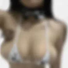 너네들이 원하던 근접샷 끼려와써요 우유 범벅에 폭유 꼭지 괴롭히고 부여잡고 흔드는 그런 영상..🥵🍼 또렷한 영상은 아래 라이키에서❤❤❤