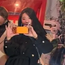 이사진은 첨올리는거같네 네 카톡서랍은 정말 별사진이 다있는듯 해킹되면 난 자살해야할거야
