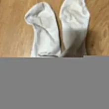 하루종일 신었더니 더러워졌네