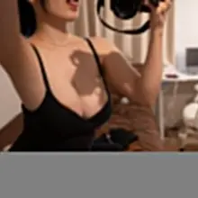 編集中…💻📷💕 テーブルの上おもちゃ映っててばり気まずい🤤