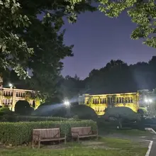 밤산책 중 🌙 입추가 지나니 습한 밤공기가 달라졌어요 함께해서 더 즐거웠던 오늘 #김앤장 #밤산책 #오늘도즐겁고행복한장양