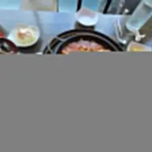오늘 점심은 부대찌게 라죠! 식사 맛있게 많이 드세요^^