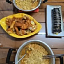 아침.점심.저녁?식사-- 이제서야 첫 한끼를 먹는답니다.