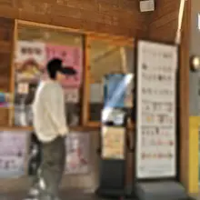 생각해보니 근 10년을 기상-운동-직장-외식-취침 (저녁은꼭외식함) 자기전에 집에서 음식냄새나는거 극혐이라서 이렇게 10년가까이 살았음. 직장…