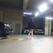 탐스 출동준비 완료 맨다리 패티쉬 있는 날 위해 속옷따위 없는 엘레강스한 치마 장착 완료. #본디 #치마란 #들추면 #후배위 #가능하게 #팬티…