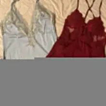 今度は水色の方を着てもらいました。 元々貧乳なんですが、今は授乳中のため 胸が張っており、いやらしいです。 いいね、コメント、リツイート 嬉しいです😊