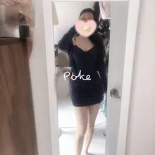지난주에 사실 클럽 갈 때 입으려고 구독자 피드에 올렸던 원피스 … 끝내 못 입었는데 언제 입지?? (클럽 가면 예의상 가디건은 벗습니다)