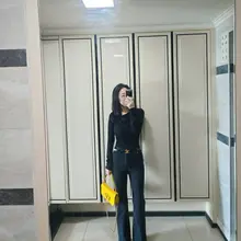 엄마랑 공주 피부과 가는 날도 한달에 한번인데 왜 이렇게 자주 오는것 같은지. 점심 메뉴 머 먹을지 고민이 깊은 앙기사.