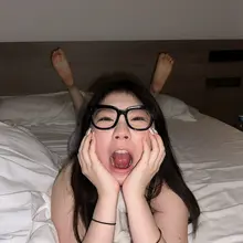 投稿 可愛眼鏡女孩 身高155/ 腳碼36