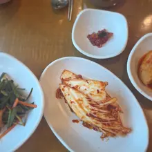 오늘의 사라하우스 근처 소개 맛집 원조 남원추어탕~~들깨 부추무침 청양고추를 추가해서먹으면 꿀조합완성♡♡ 기력회복을위해 든든한 한끼 어떠세요!…