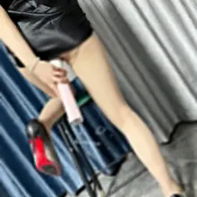 离假期还有一天，坚持住😏 好像最后一天像这个大头棒一样，让她坚持不住啊😂 🧦:涞觅@limerencem 玩具：@GkXCuMnhEjSm4VD #今天你羞羞…