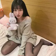 細く魅力ある黒パンスト美脚。美人の美脚に惚れてしまいます。 #パンスト #パンスト好き #美脚