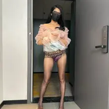 你可能想象不到，这是同一个人，好多兄弟私信问我到底是谁，最早的帖子已经删了，这是22年认识的一个姐姐，工作比较特殊，从长裙到露出，从害羞到让她带着跳蛋去领导办…