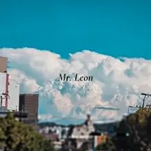 우아 대박 😶 도시 끝에 갑자기 나타난 거대한 설산 같은 구름 ☁️ 너무 비현실적이라 잠시 서울이라는 걸 잊었다. 하늘도, 바람도 유난히 좋았…