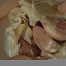 🧄 From garlic peel to performance wear ❄️ Could waste keep humans warm in the A…