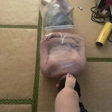 #BDSM 茶几有点晃，想个办法固定一下