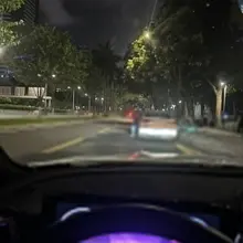 兄弟们，今晚至少摸个奶子不过分吧。