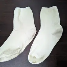 今天去月姊姊家幫忙 拿了好多的原味內褲跟原味絲襪跟原味襪子 內褲2件 襪子3雙 絲襪2件🥰 但絲襪1件是月姐姐汰換的 可以拿來當自慰套了🤪 對了在月姐姐幫忙時…