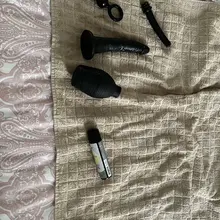 喜欢重口性虐“牛逼”类的，又怎么看得上我这种小家子气😛 你看不上我我也看不上你～但我不会到处告诉别人你头大腿短豆皮鸡儿短小～ #肛交