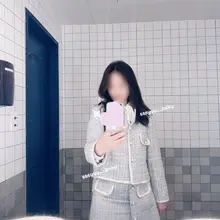 같은옷 다른느낌^^ 왼쪽은 작년 이 맘때 지인 결혼식 올림머리 스타일 오른쪽은 오늘 실시간 지인모임 1년새 머리 많이 길었네요 남은 명절 연휴…
