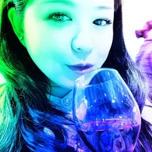 我覺得我真的滿反骨的 越是叫我不行 我就他馬的就越想要 就像～醫生不准我喝酒 轉身～08就拿著酒杯了😜 但還是乖點😂免得被罵🥲 #敬鋼鐵牙 #敬劉老大