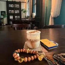 人乱大乱正在上演！目前很多家庭过得一地鸡毛，压力大，琐事太多。大多数的衰败，从来不是穷。是人伦多，家风散了，规矩没了，人心偏了。正在悄悄发生人乱大乱！正在毁掉…