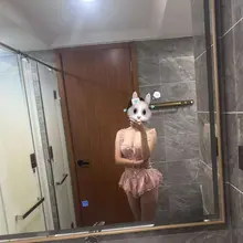 来个有礼貌声音好听手好看，可以陪打游戏打电话视频的单男，有腹肌最好，女朋友偏慢热，希望能主动一点，长期稳定，在深圳最好