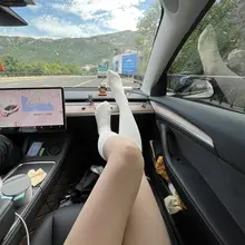 好久没有对镜自拍了