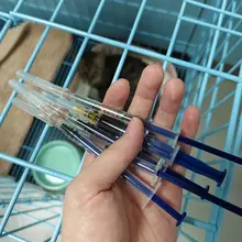 有人愿意帮助一下吗，最近实在不忍收留了一只有口炎和杯状病毒的流浪猫，前天晚上送去医院今天就已经花了3000多，医生说还要治疗半个月，感觉有点承受不在了，小猫非…