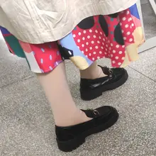 #小皮鞋 #YY #丝袜 #身边人 #射鞋 #打胶 之前发现有一个代课老师穿了这双鞋，跟我打胶的那一双简直一摸一张，想象一下每天上课踩着我的子孙给同学们上课有…