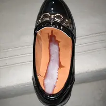 #射鞋 #打胶 #扫楼 #小皮鞋 好久不见，这次扫的是小皮鞋，是对门家的哦，还挺新的。jk是不是穿的就是这种鞋？虽然没见过她穿，因为才搬进来没多久