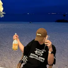 给你点赞是因为我想认识你,不私信是因为我太装逼了。忍一下