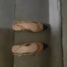 #扫楼 #打胶 #射鞋 #高跟 #凉拖 #少妇 #反差人妻