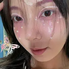 之前送一个女同学回家 发现她的鞋都是放在楼道 趁她不在家 直接来到她家玩她的拖鞋 特别香 毛拖之前玩过一次 还有黄黄的痕迹 让她的小嫩脚直接踩在上边 p4这个…