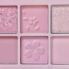 Me if I was an eyeshadow palette