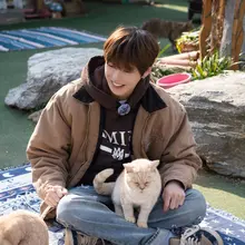 [📢] 강다니엘(KANGDANIEL) PETHROOM 촬영 비하인드 자세한 내용은 강다니엘 OFFICIAL PLATFORM에서 확인해 주세요…