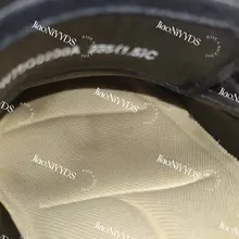 这个鞋垫什么水平，看样子是光脚穿的，味道不错，鞋主看起来很文静，准备养一养，养一双臭脚出来 #扫楼 #原味 #射鞋 #母狗 #恋足 #足交