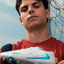 Xavi Espart on the message on his boots for El Clasico: "The dream continues."…