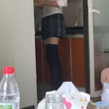 小骚货又把jk穿出来了