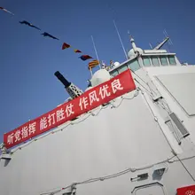 听说他射的挺快！ 不止射得快，而且能连续输出。 一旦开始，就停不下来，密集往目标里送。 有些人会不会也是这个节奏。 #淫妻 #热妻 #绿帽