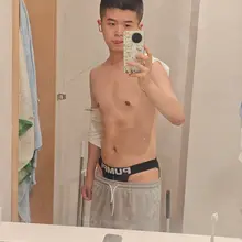 上班让我完全失去管住嘴的能力和去健身房的欲望