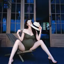 许个愿.祈求您搞大我老婆肚子,让她肚子为你隆的高高的时候，也让她穿超短裙，带她穿的这么性感去露出，去淫荡，拍下她淫荡的肚子和身子，展示给男人看… （希望您得偿…