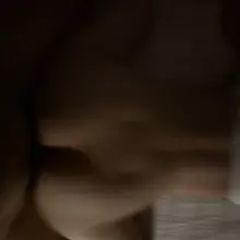 谁家的翘臀人妻这么会，自己顶着高潮了三次😈