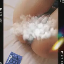 一个知名网红小姐姐 第一次拍特写 她说想让大家看但还是打个码吧 我说好的