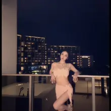 对任何人的边界感是只筛选 不改变 金杯同汝饮 白刃不相饶 你有价值你就必然什么都有 你什么都没有就应该多问问你自己的价值在哪